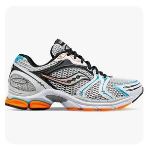 Men’s Saucony PROGRID TRIUMPH 4 shoes size 12